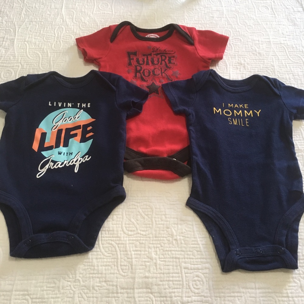 3m (6/$20) Carter’s and Dickie’s Onesies
